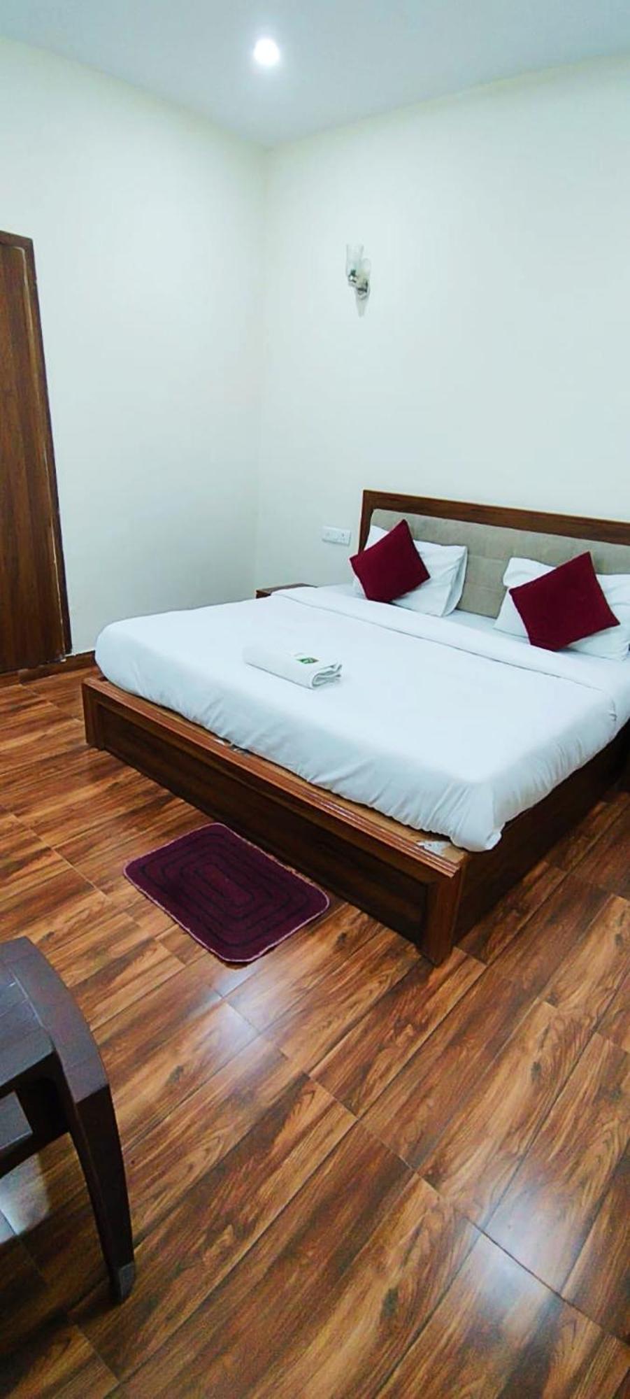 Luxury Rooms In Safdarjung Enclave Near Aiims & Safdarjung Hospital New Delhi Eksteriør bilde