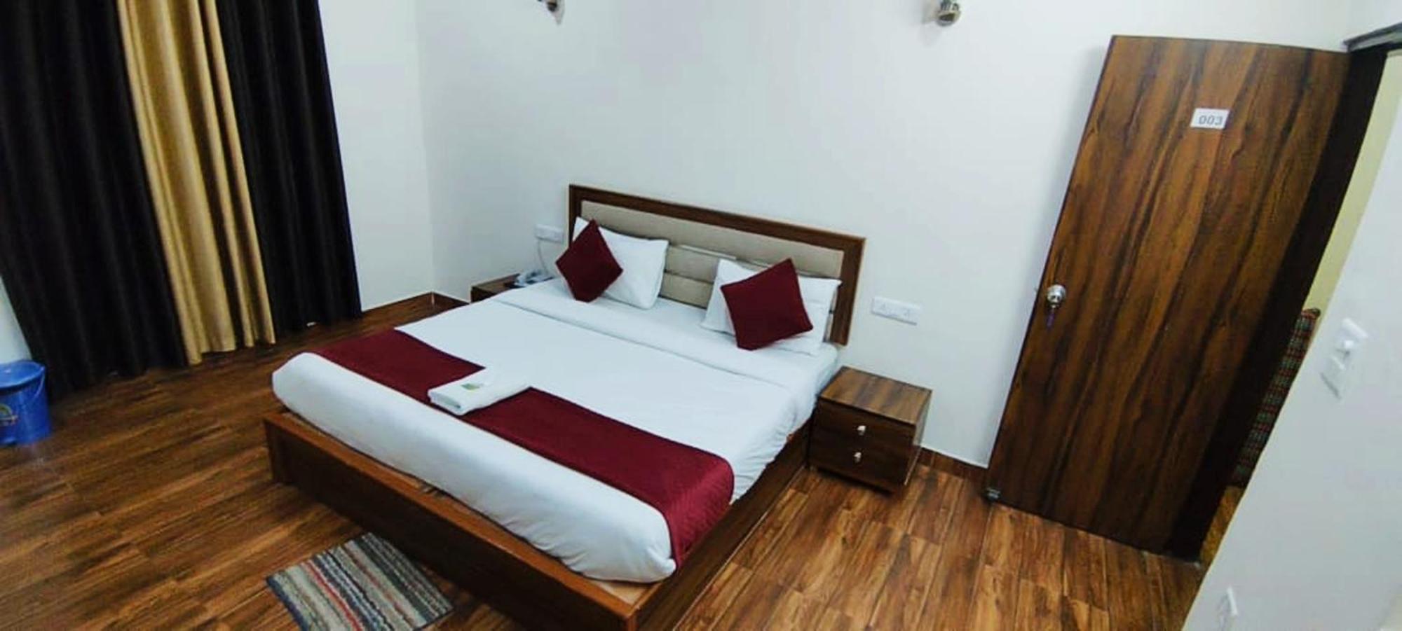 Luxury Rooms In Safdarjung Enclave Near Aiims & Safdarjung Hospital New Delhi Eksteriør bilde