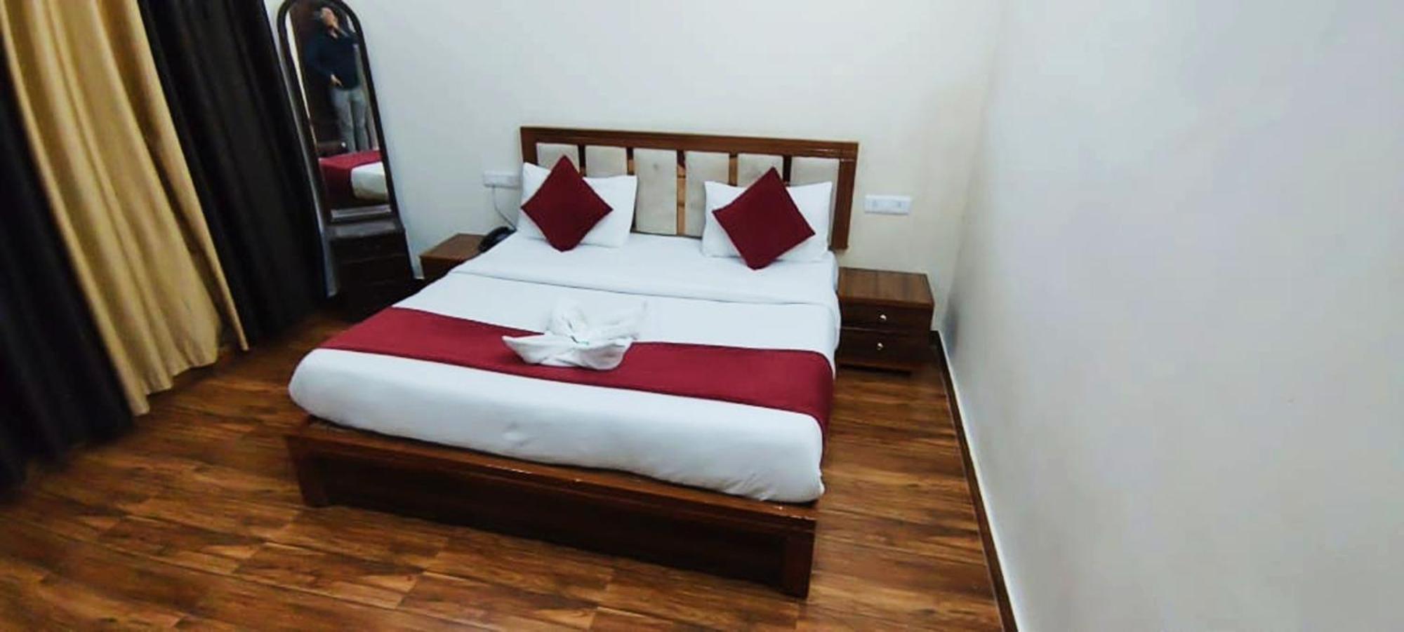 Luxury Rooms In Safdarjung Enclave Near Aiims & Safdarjung Hospital New Delhi Eksteriør bilde